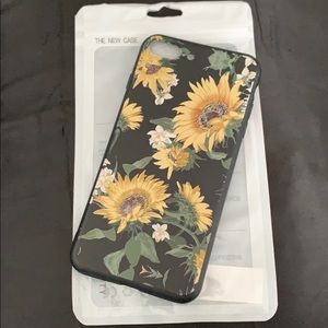 Sunflower phone case 🌻 BUY FROM DEPOP!!